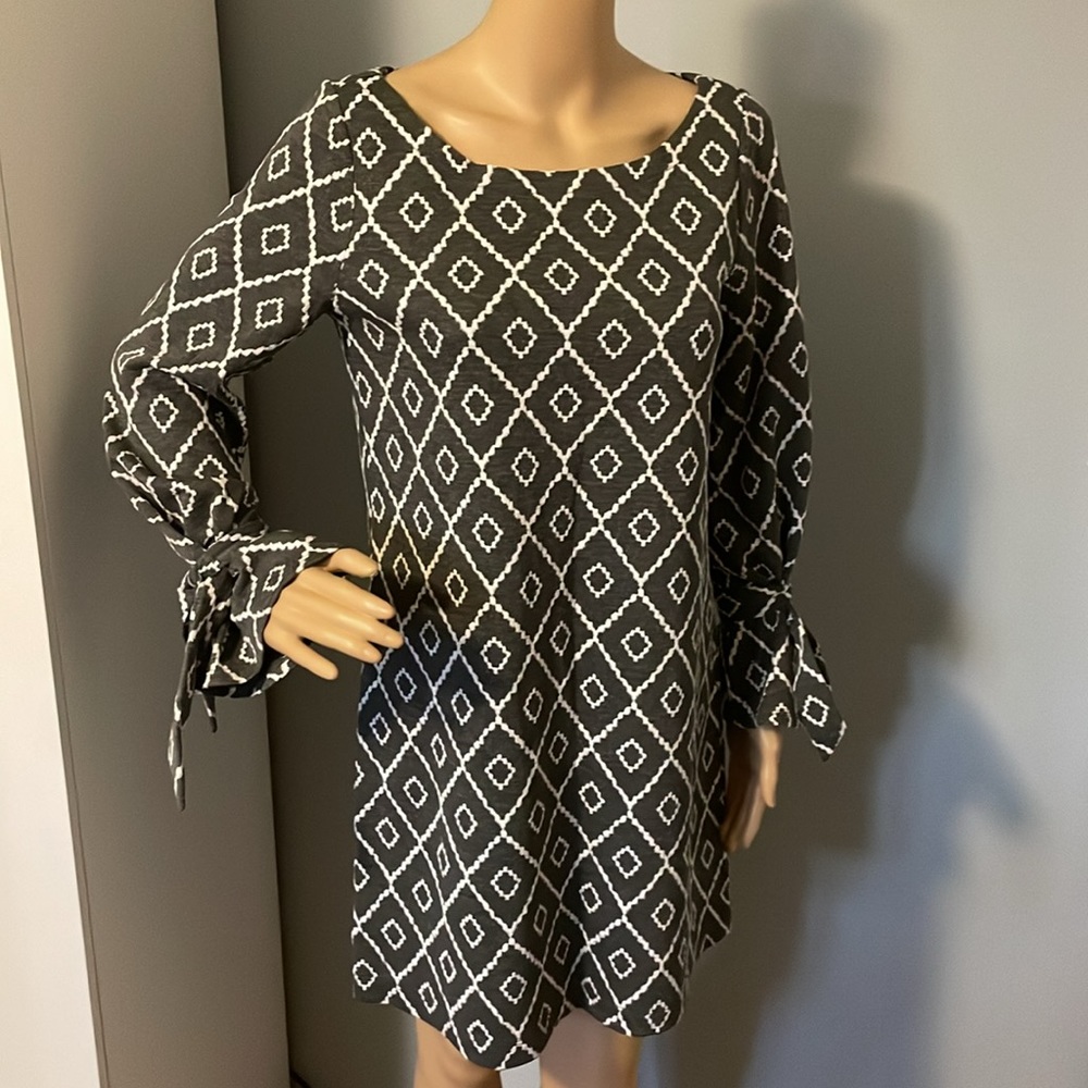 Loft Shift Dress Long Sleeve Tie Detail size small